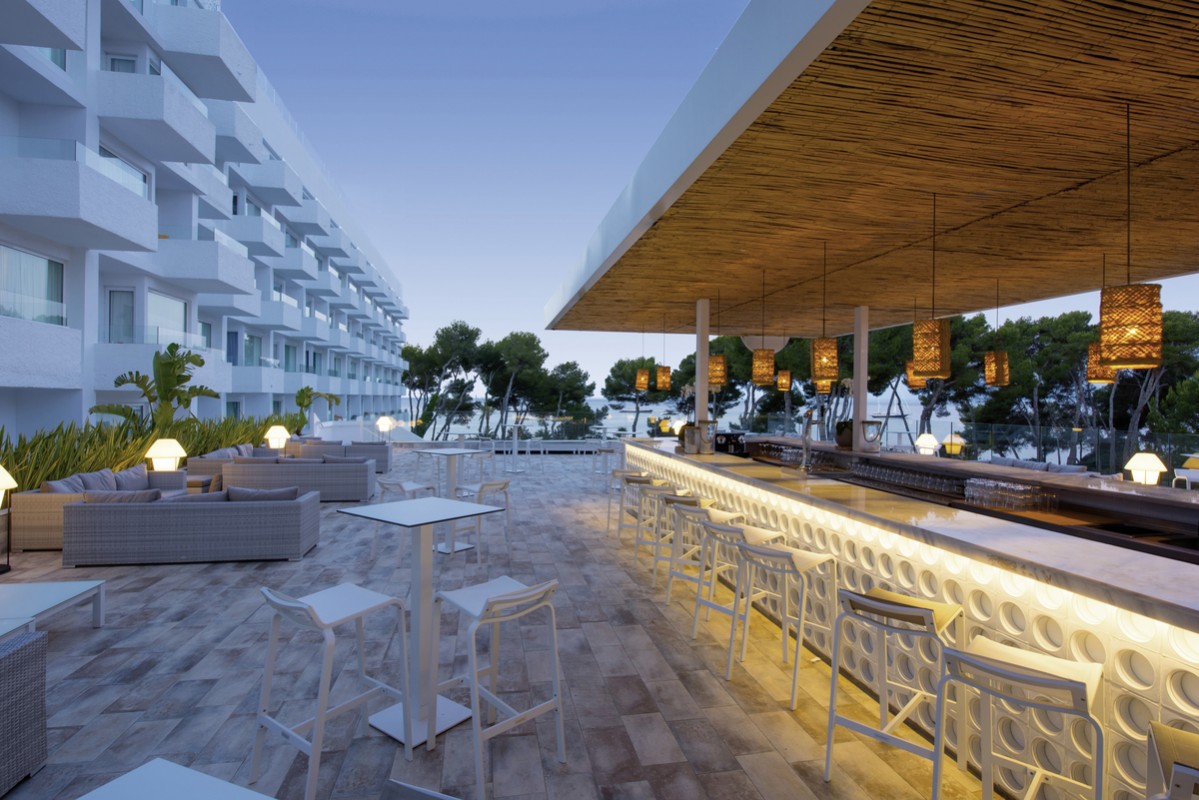 Hotel Iberostar Selection Santa Eulalia Ibiza, Spanien, Ibiza, Santa Eulalia del Rio, Bild 2