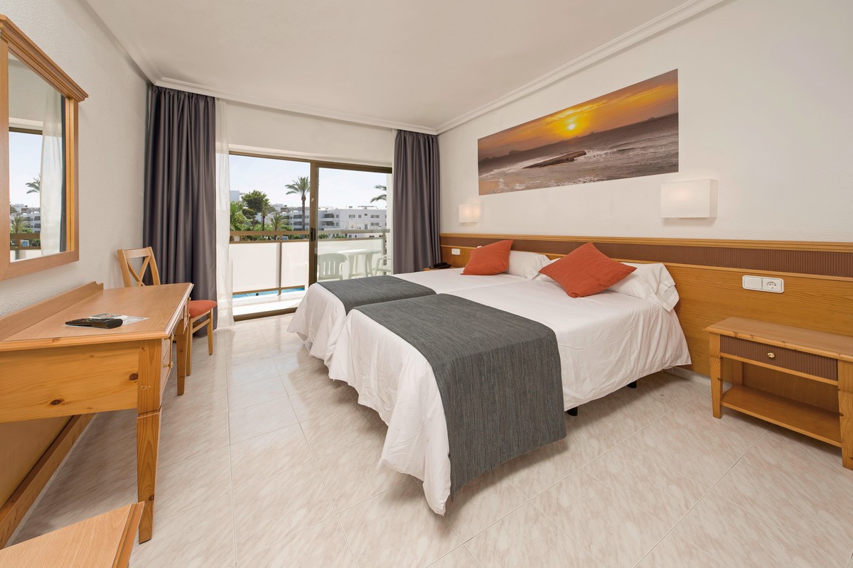 Hotel Vibra Mare Nostrum, Spanien, Ibiza, Playa d'en Bossa, Bild 15