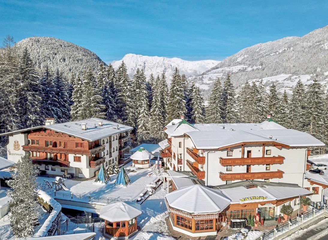 Hotel Aktivhotel Waldhof, Österreich, Tirol, Oetz, Bild 1