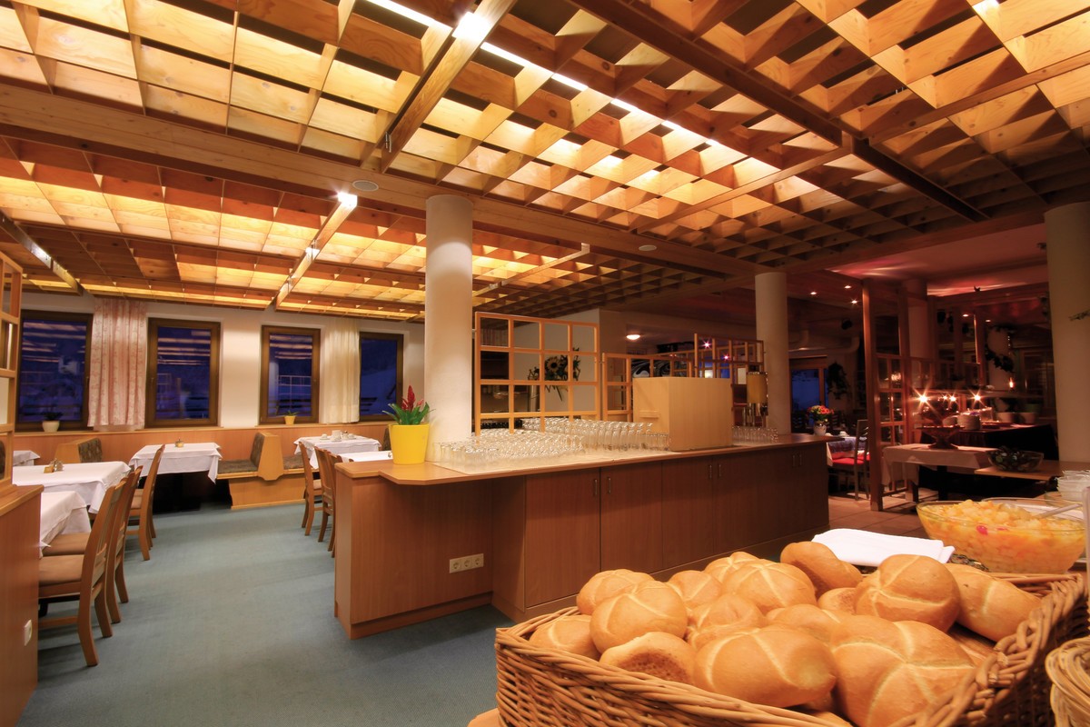 Hotel Tia Monte, Österreich, Tirol, Feichten, Bild 13