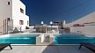 MAR n MAR Crown Hotel and Suites, Griechenland, Santorini, Kamari, Bild 4
