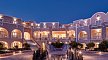 Hotel Santo Miramare Resort, Griechenland, Santorini, Perissa, Bild 1