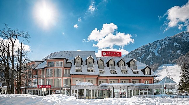 Ramada Hotel & Suites by Wyndham Kranjska Gora, Slowenien, Kranjska Gora