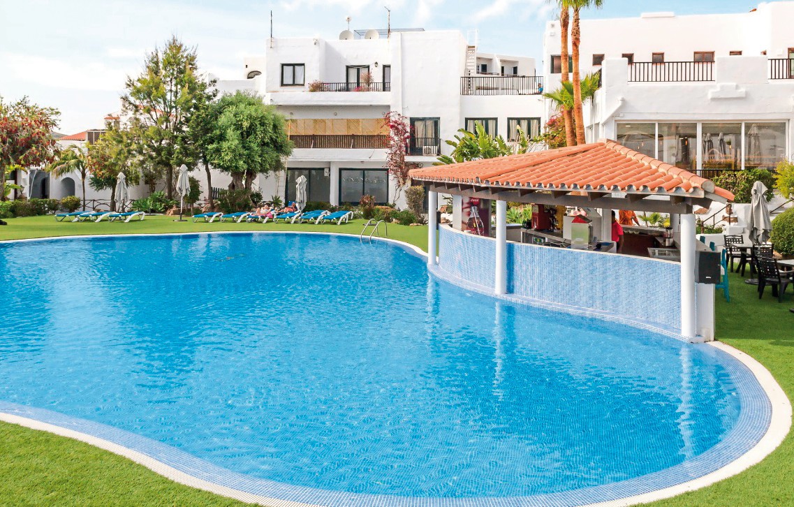 Hotel Carema Club Resort, Spanien, Menorca, Playa de Fornells, Bild 2