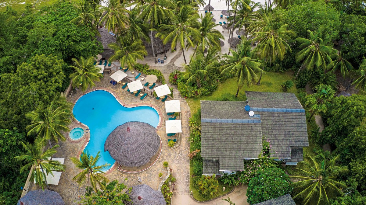 Hotel Pinewood Beach Resort & Spa, Kenia, Galu Beach, Bild 1