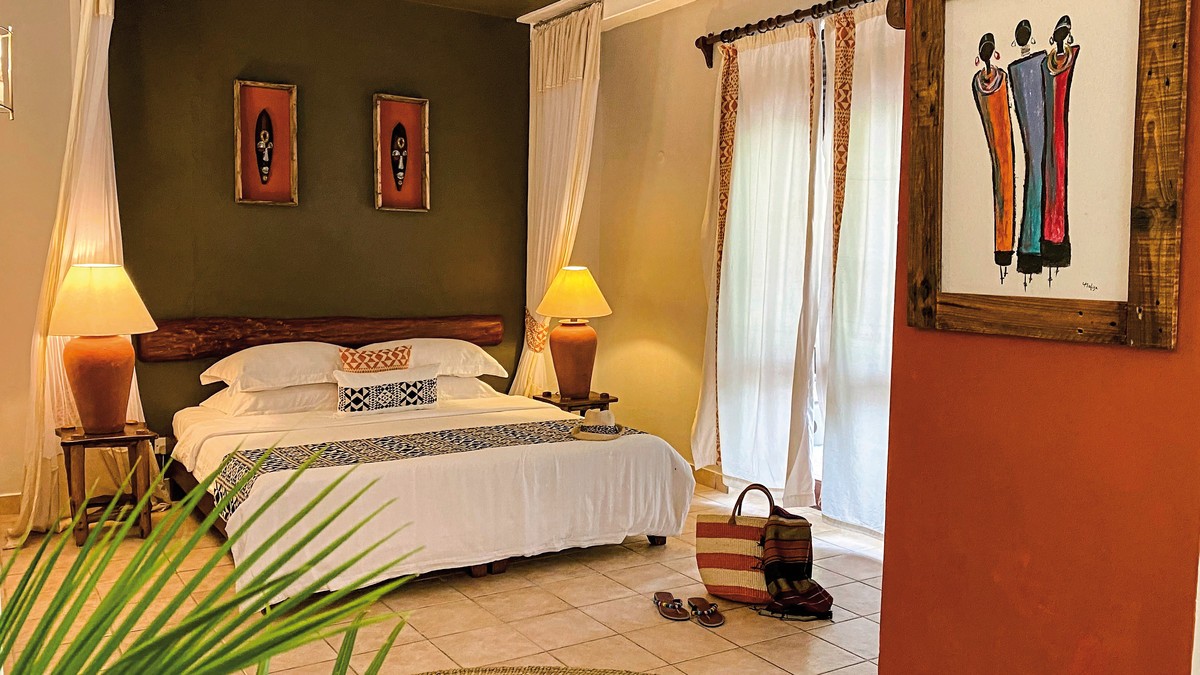 Hotel Pinewood Beach Resort & Spa, Kenia, Galu Beach, Bild 2