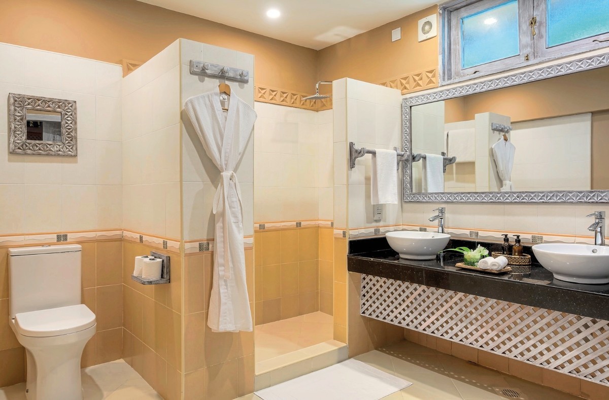 Hotel Neptune Palm Beach Resort, Kenia, Galu Beach, Bild 9