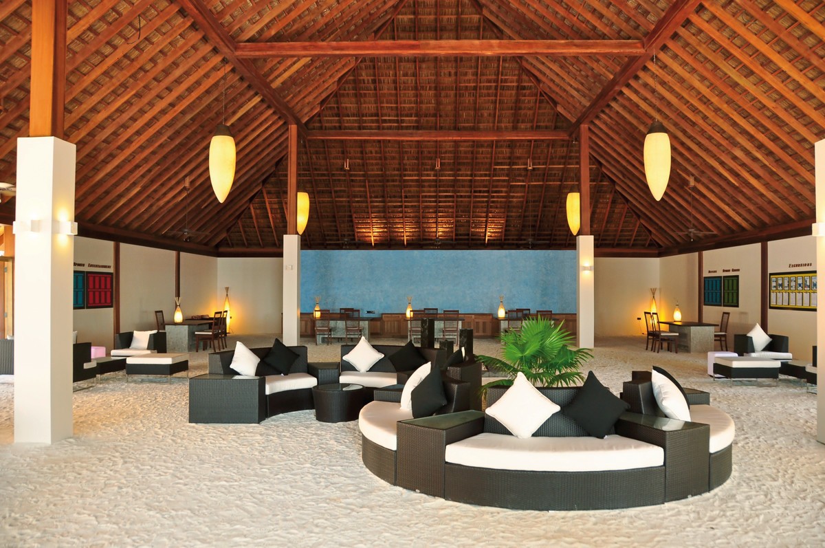 Hotel Vilamendhoo Island Resort & Spa, Malediven, Süd Ari Atoll, Bild 23
