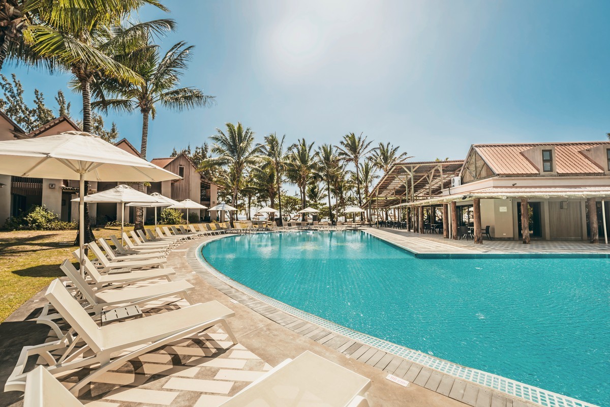 Crystals Beach Resort Belle Mare, a member of Radisson Individuals