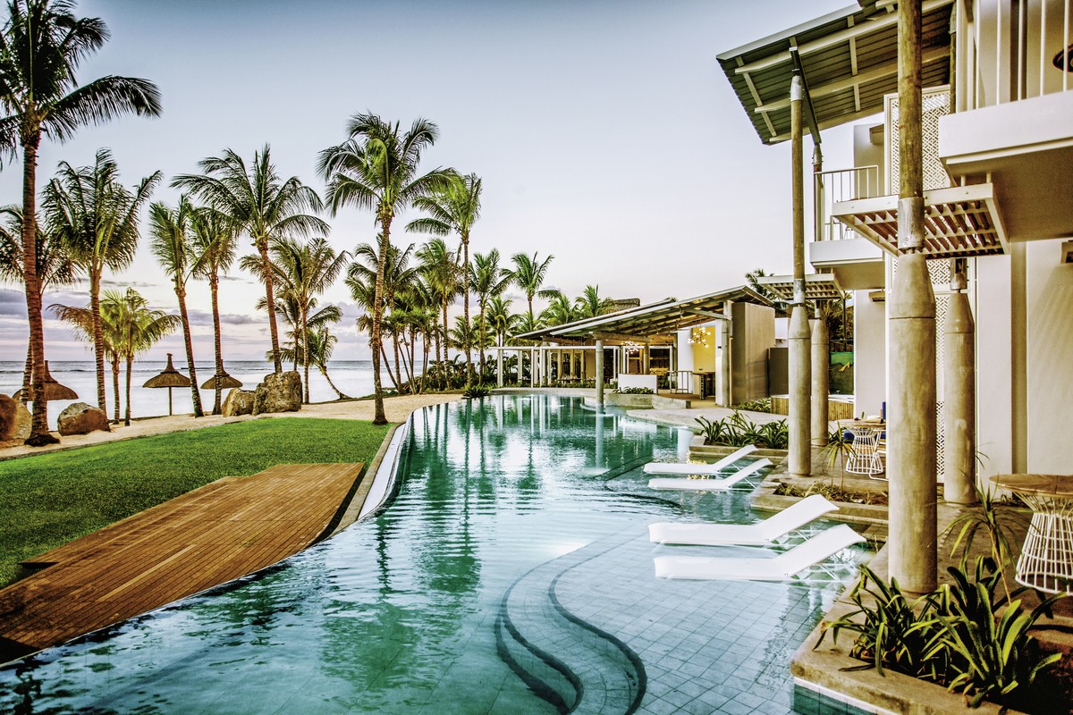 Hotel Victoria for 2 Beachcomber Resort & Spa, Mauritius, Pointe aux Piments