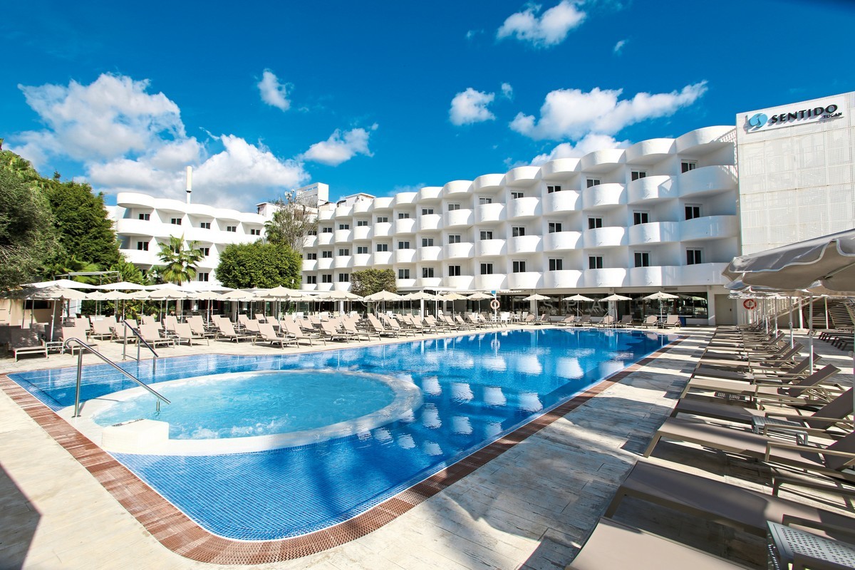 Hotel Sentido Fido Tucan, Spanien, Mallorca, Cala d'Or, Bild 1