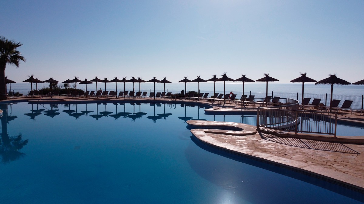 Hotel Alua Suites Las Rocas, Spanien, Mallorca, Cala d'Or, Bild 2