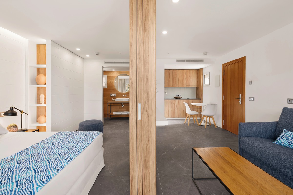 Hotel Bahia Suites, Spanien, Mallorca, Camp de Mar, Bild 10