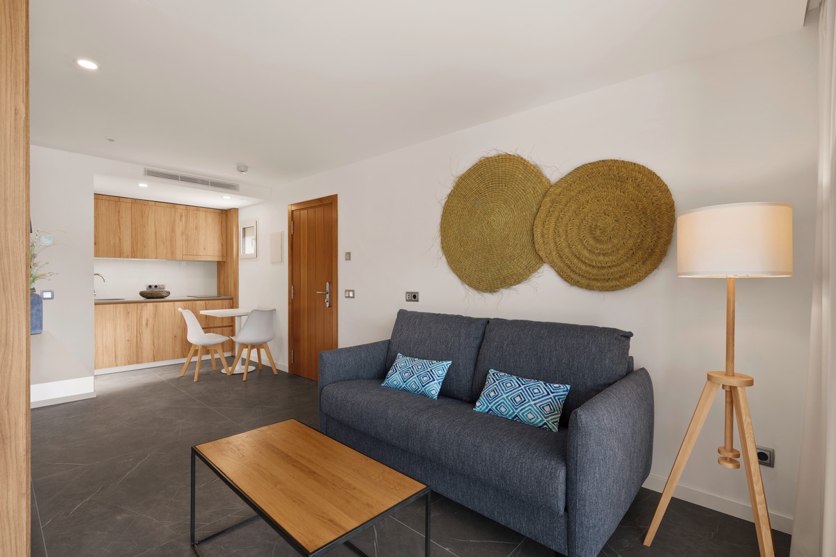 Hotel Bahia Suites, Spanien, Mallorca, Camp de Mar, Bild 11