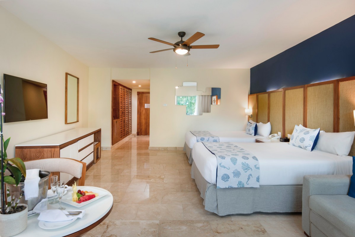Hotel Impressive Punta Cana, Dominikanische Republik, Punta Cana, Playa Bavaro, Bild 3