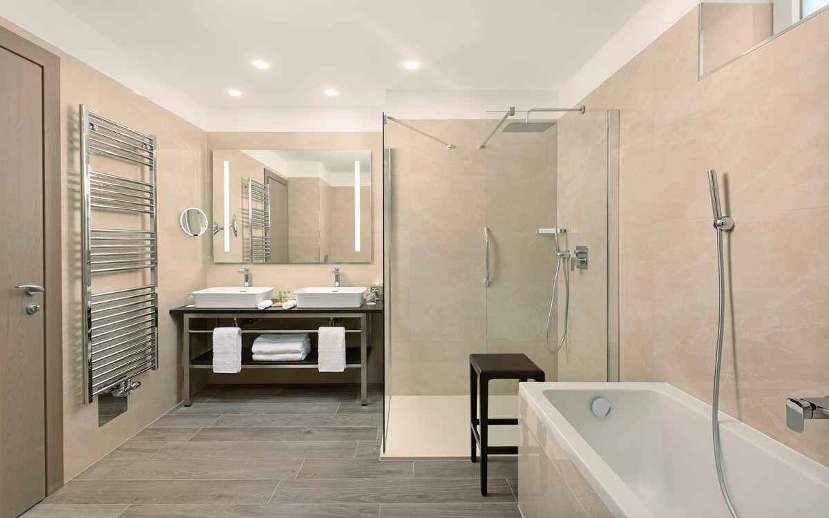Hotel Hilton Rijeka Costabella Beach Resort & Spa, Kroatien, Istrien, Rijeka, Bild 27
