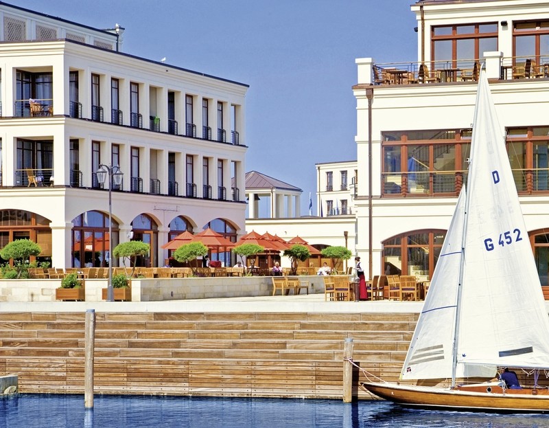 Hotel Yachthafenresidenz Hohe Düne, Deutschland, Ostseeküste, Warnemünde, Bild 2