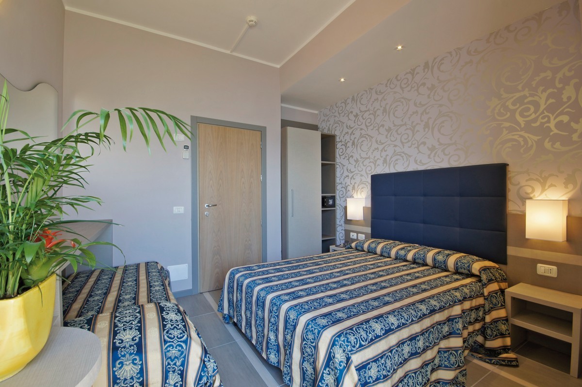 Club Hotel Bikini & Tropicana, Italien, Adria, Lido di Savio, Bild 2