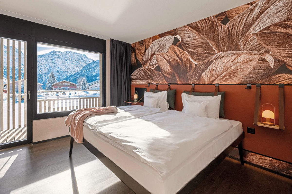 Hotel AVES Homebase Arosa, Schweiz, Graubünden, Arosa, Bild 6