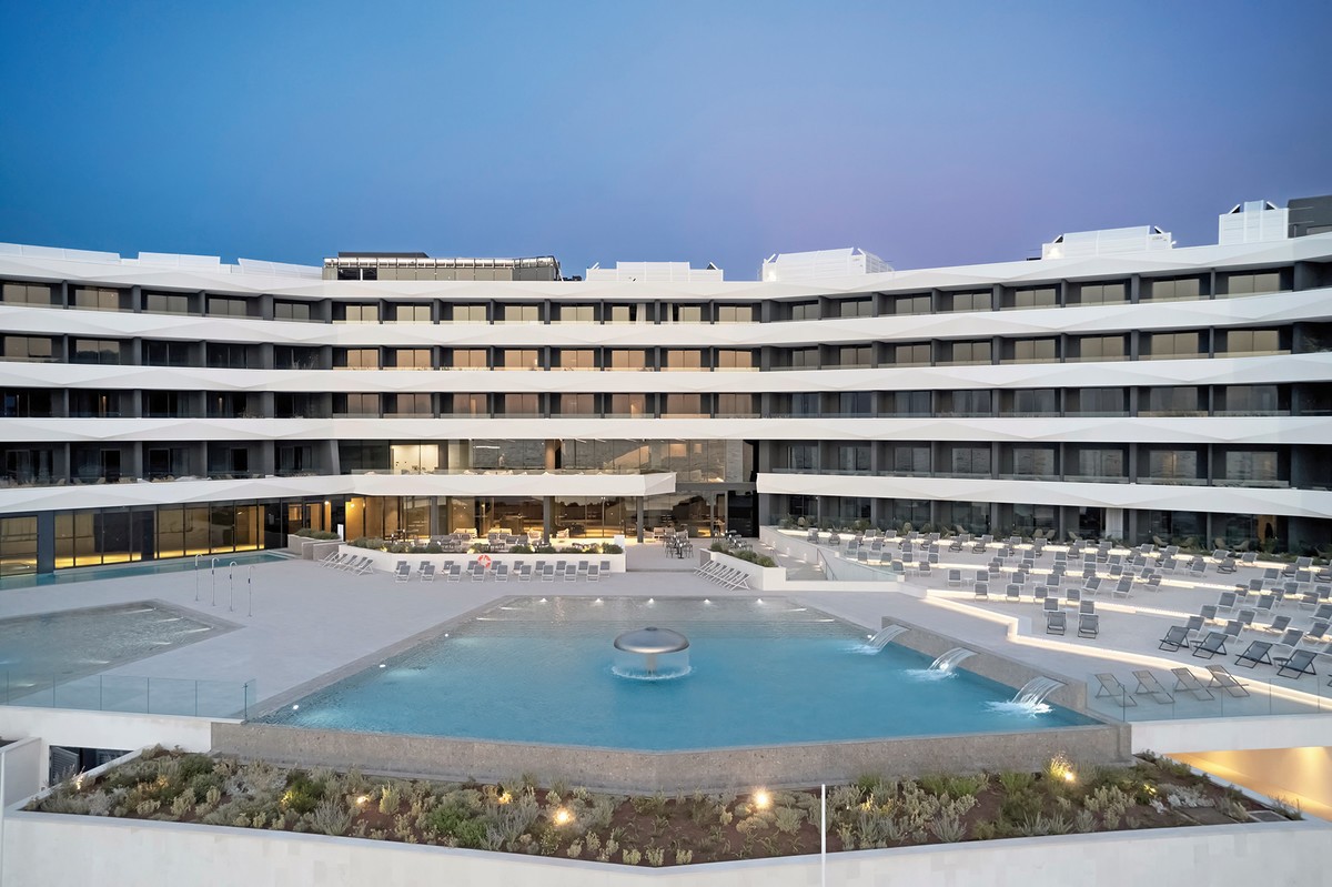 Grand Hotel View, Kroatien, Südadriatische Inseln, Postira, Bild 1