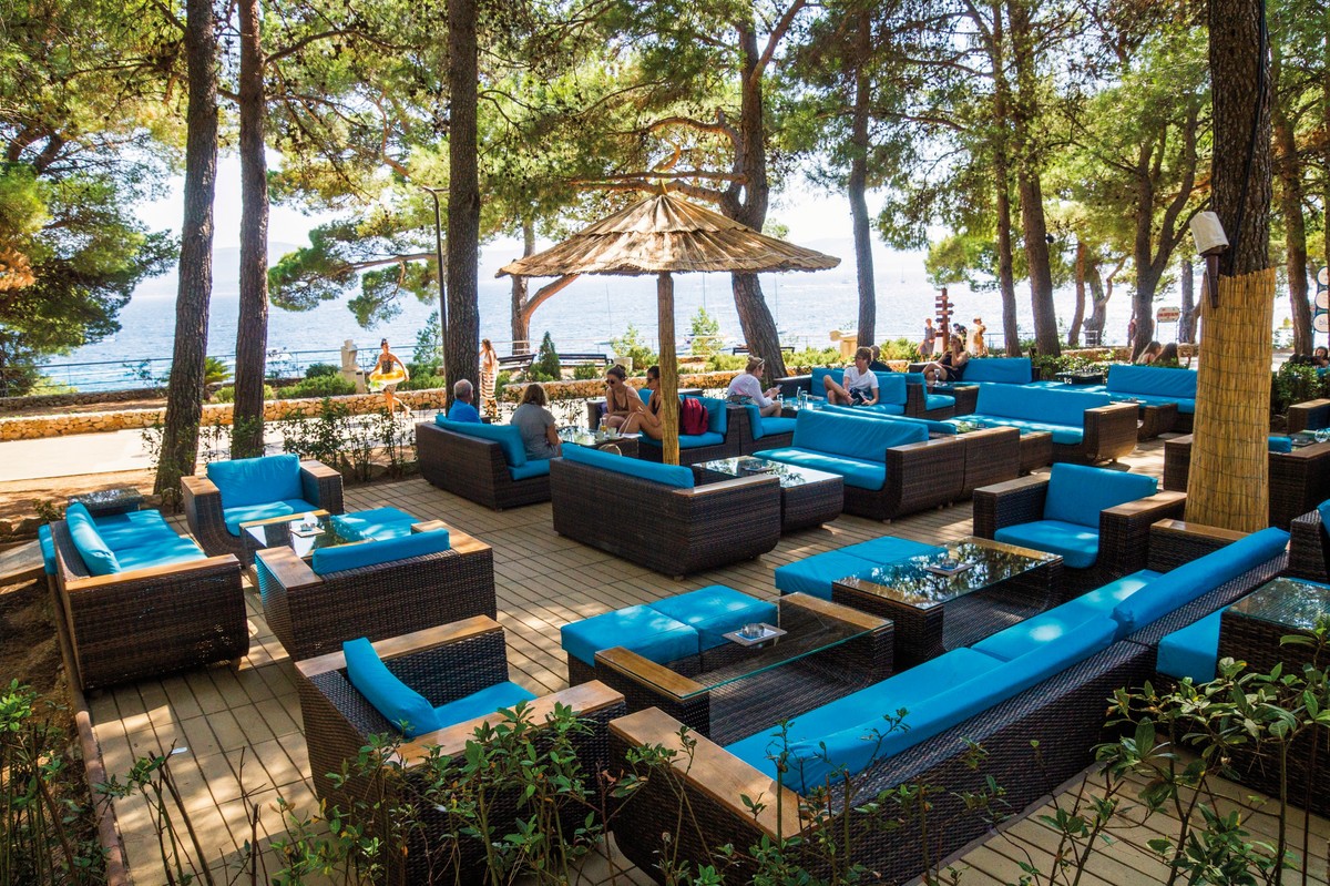 Hotel Bluesun Elaphusa, Kroatien, Südadriatische Inseln, Bol, Bild 17