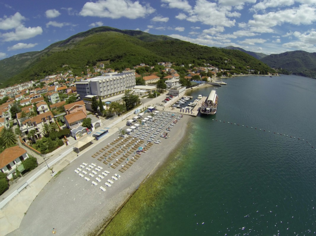Carine Hotel Delfin, Montenegro, Bijela, Bild 11