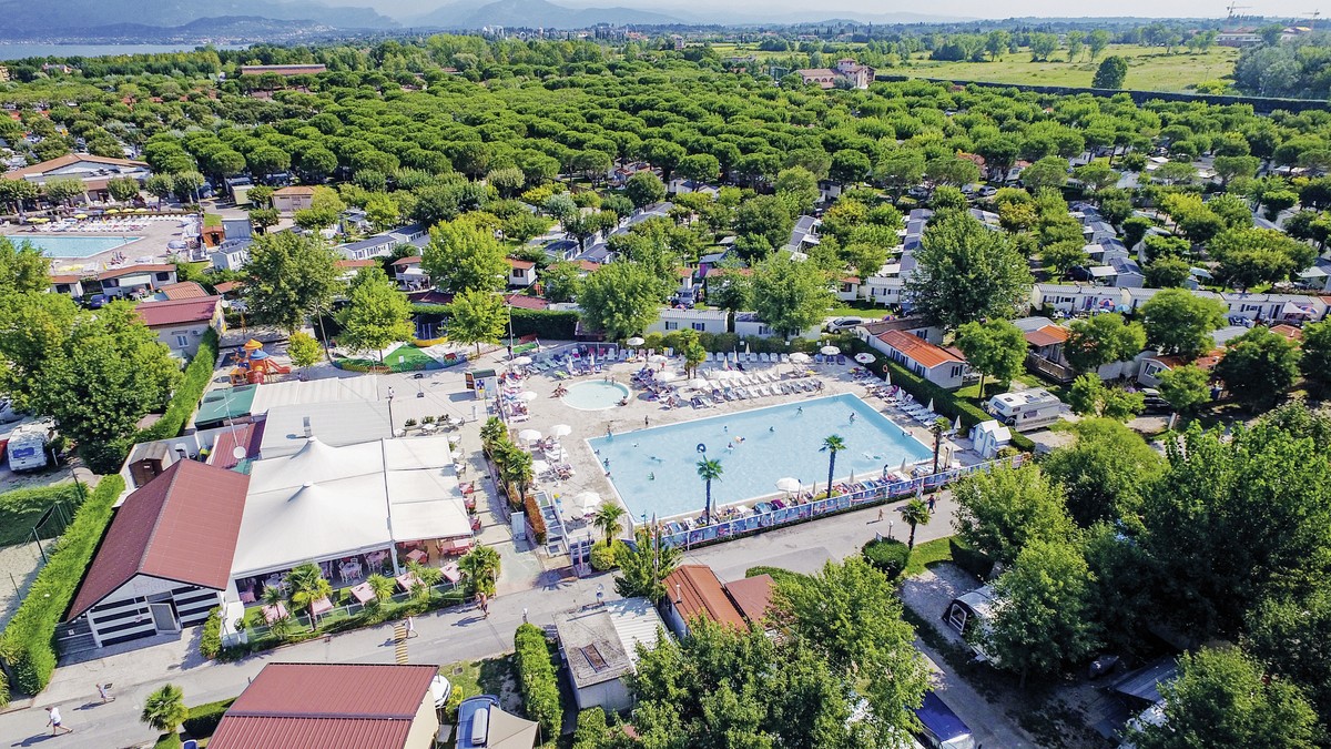 Hotel Camping Village Butterfly (by Happy Camp), Italien, Gardasee, Peschiera del Garda, Bild 1