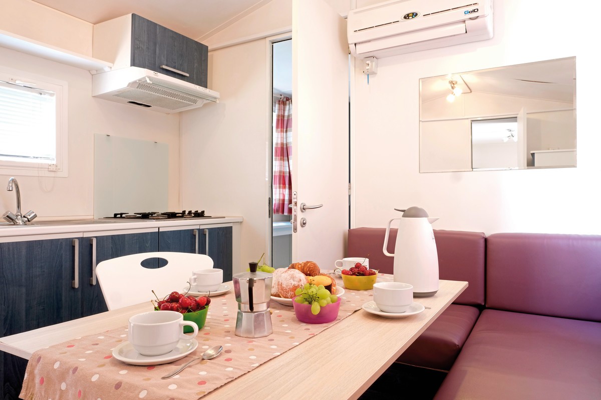 Hotel Camping Village Butterfly (by Happy Camp), Italien, Gardasee, Peschiera del Garda, Bild 14