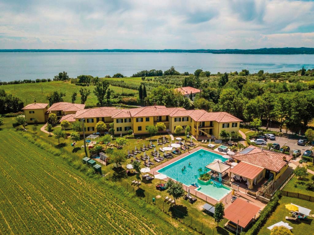 Hotel Residence Karina, Italien, Gardasee, Moniga del Garda, Bild 1