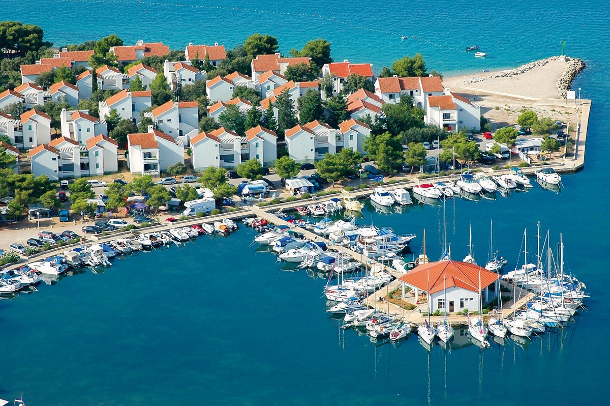 Hotel Amadria Park Camping Sibenik Apartments, Kroatien, Adriatische Küste, Sibenik, Bild 1
